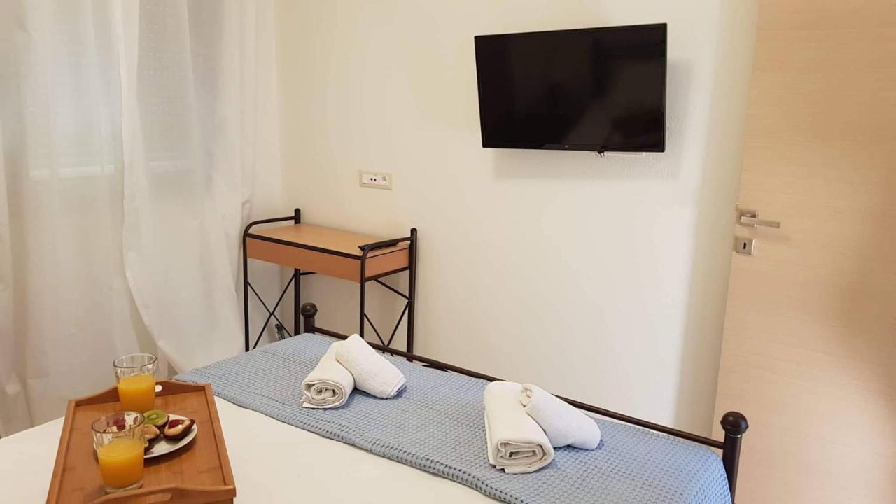 Marina Deluxe Apartments Istron Eksteriør billede