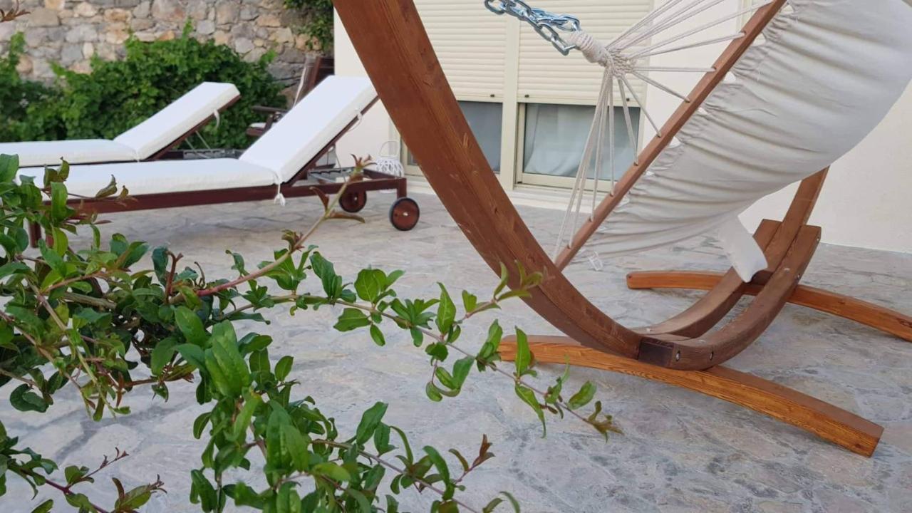 Marina Deluxe Apartments Istron Eksteriør billede